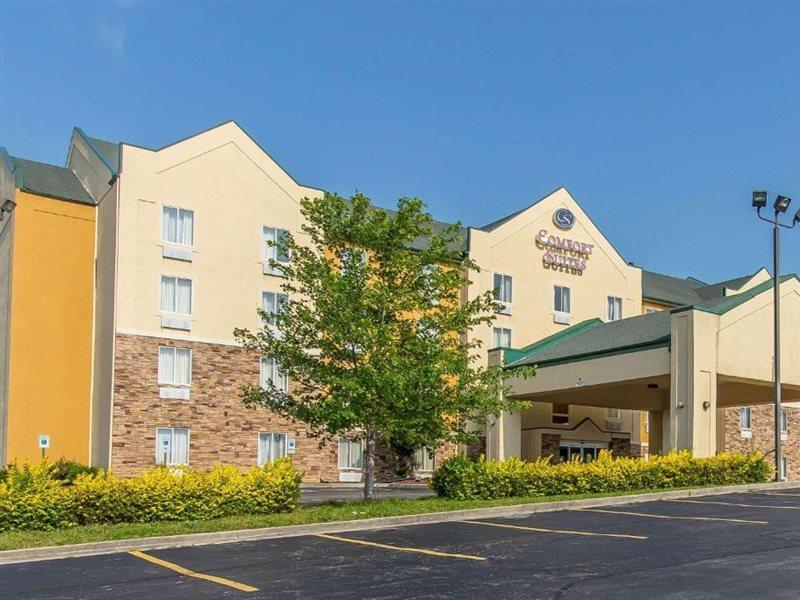 Comfort Suites Richmond Esterno foto