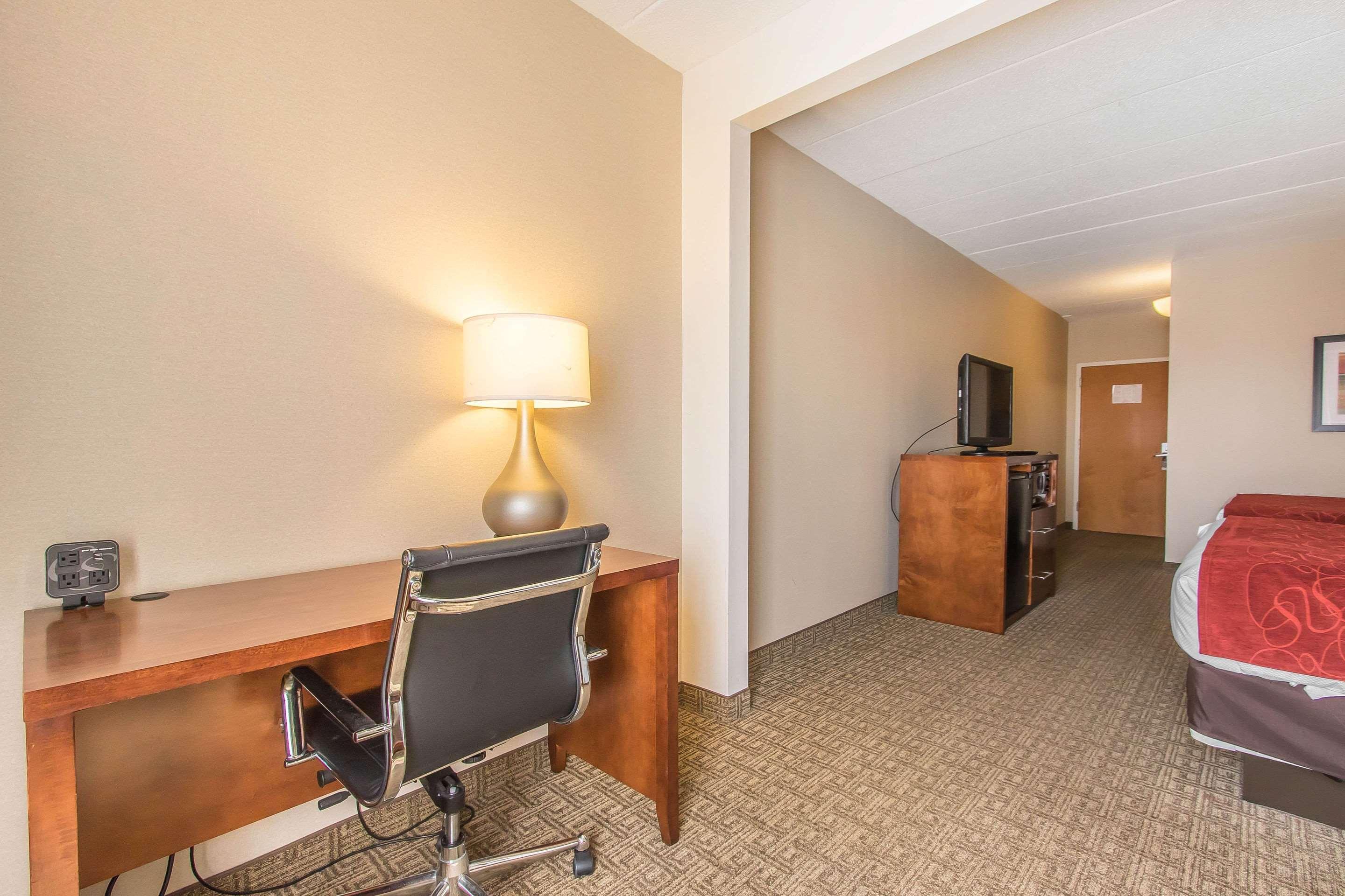 Comfort Suites Richmond Esterno foto