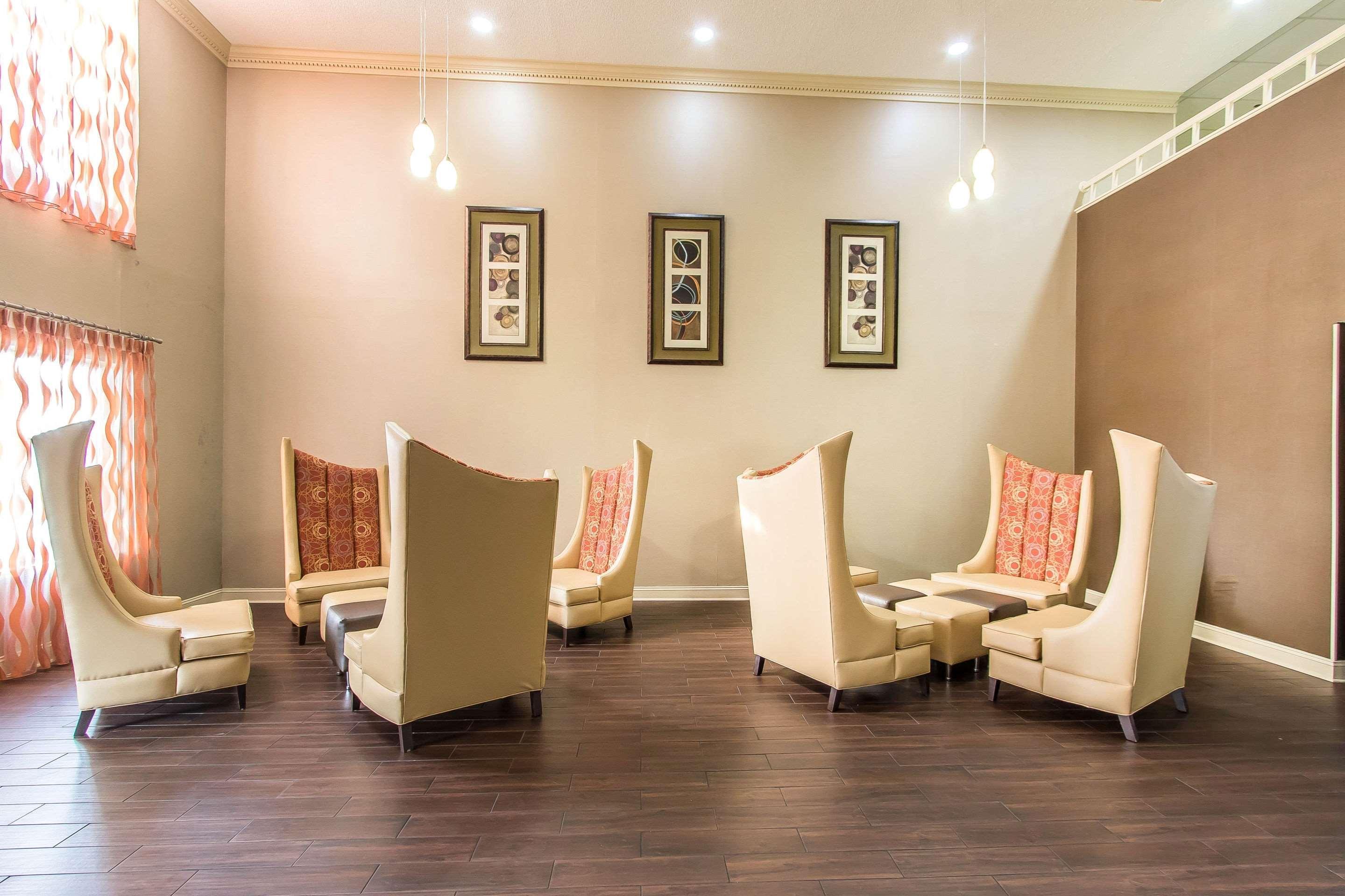 Comfort Suites Richmond Esterno foto