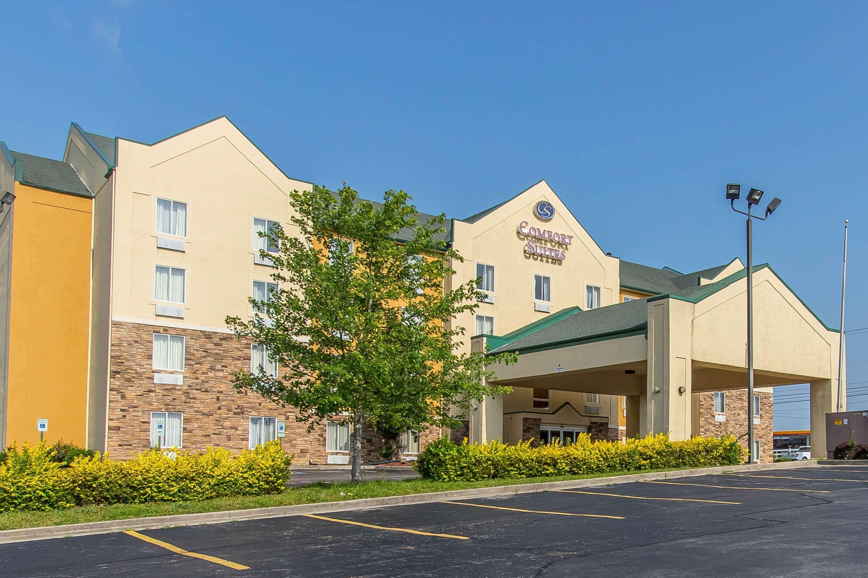Comfort Suites Richmond Esterno foto