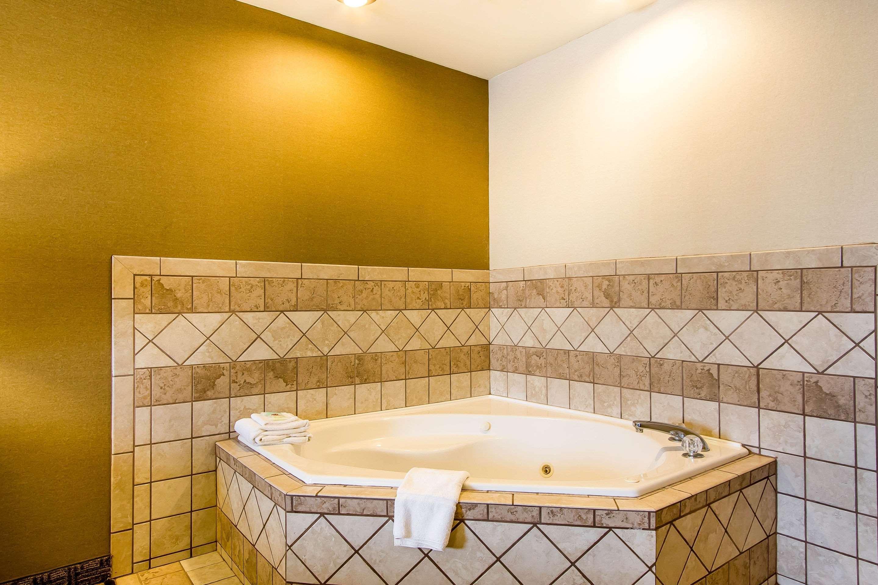 Comfort Suites Richmond Esterno foto